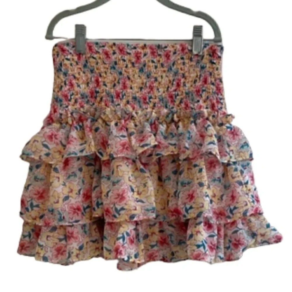 Shop Neighbor by In the Beginning Floral Smocked Ruffle Mini Skirt – Size Small